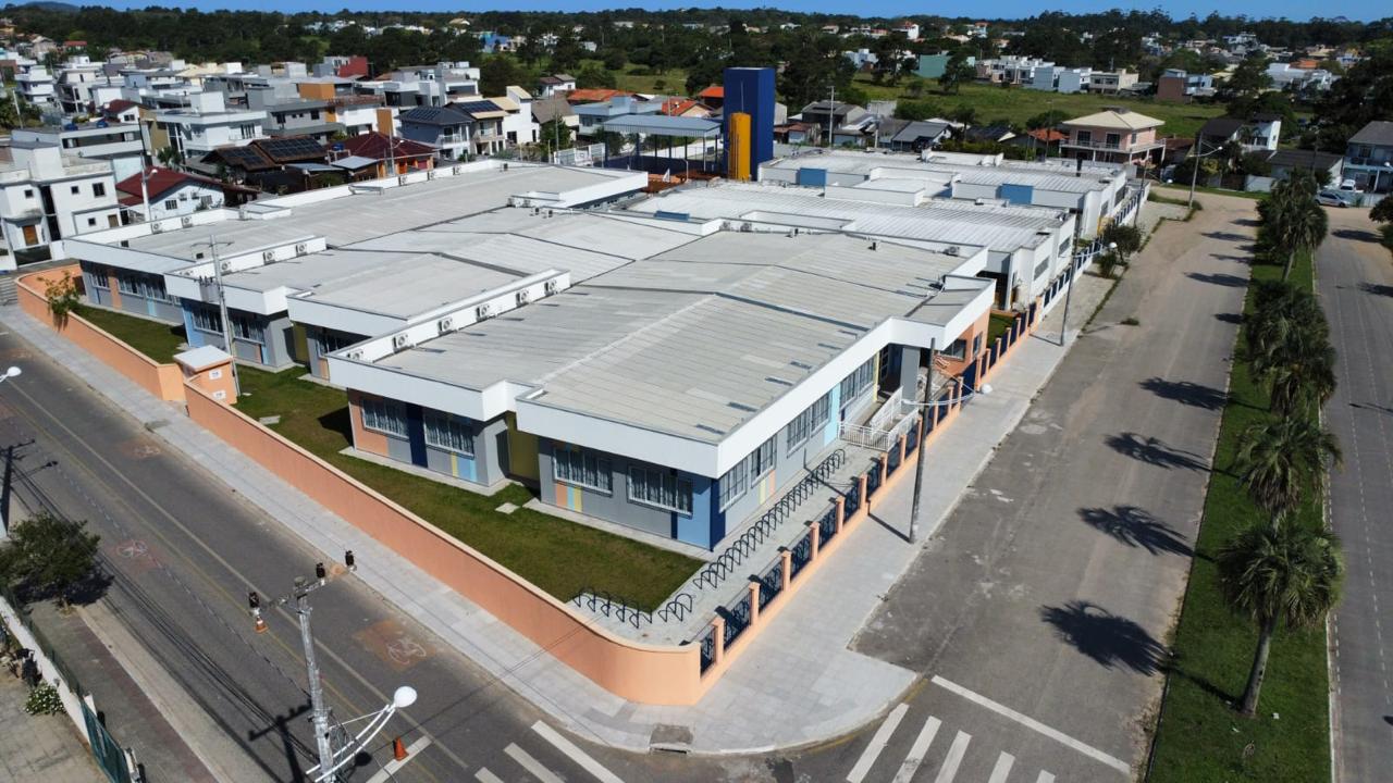 Com atendimento integral, nova escola no Rio Vermelho amplia oferta de vagas no Leste da Ilha